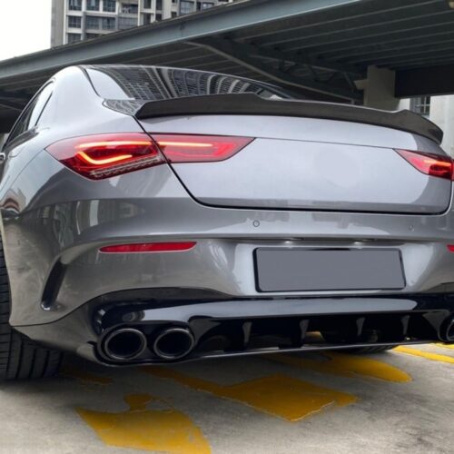 W118 CLA IÇIN UYUMLU CLA45 DIFÜZÖR & EGZOZ SETI (SIYAH EGZOZ ILE)