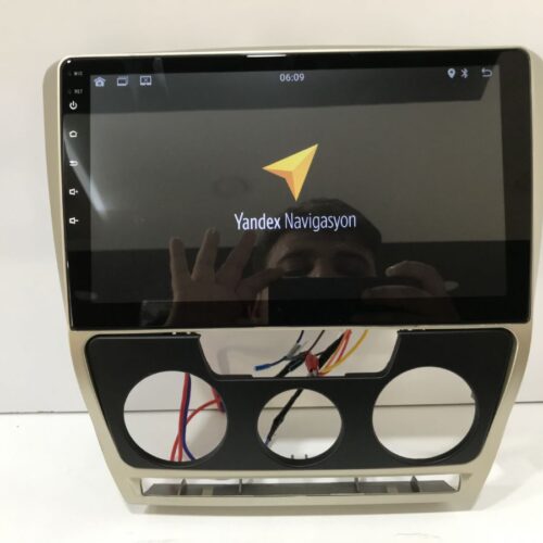 SKODA ESKİ OCTAVİA ANDROİD MULTİMEDYA 4-32 8 ÇEK. CARPLAY- QLED EKRAN- AHD GERİ GÖRÜŞ KAMERASI 3 AMFİ ÇIKIŞLI PRO CİHAZ