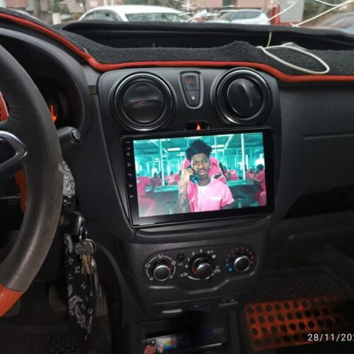 DACIA DOKKER – LOGGY ANDROİD MULTİMEDYA 4-32 8 ÇEK. CARPLAY- QLED EKRAN- AHD GERİ GÖRÜŞ KAMERASI 3 AMFİ ÇIKIŞLI PRO CİHAZ